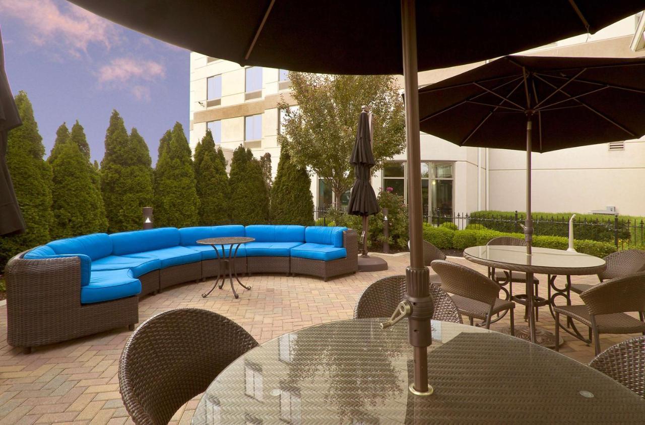 Hilton Garden Inn Columbus-University Area Exterior photo