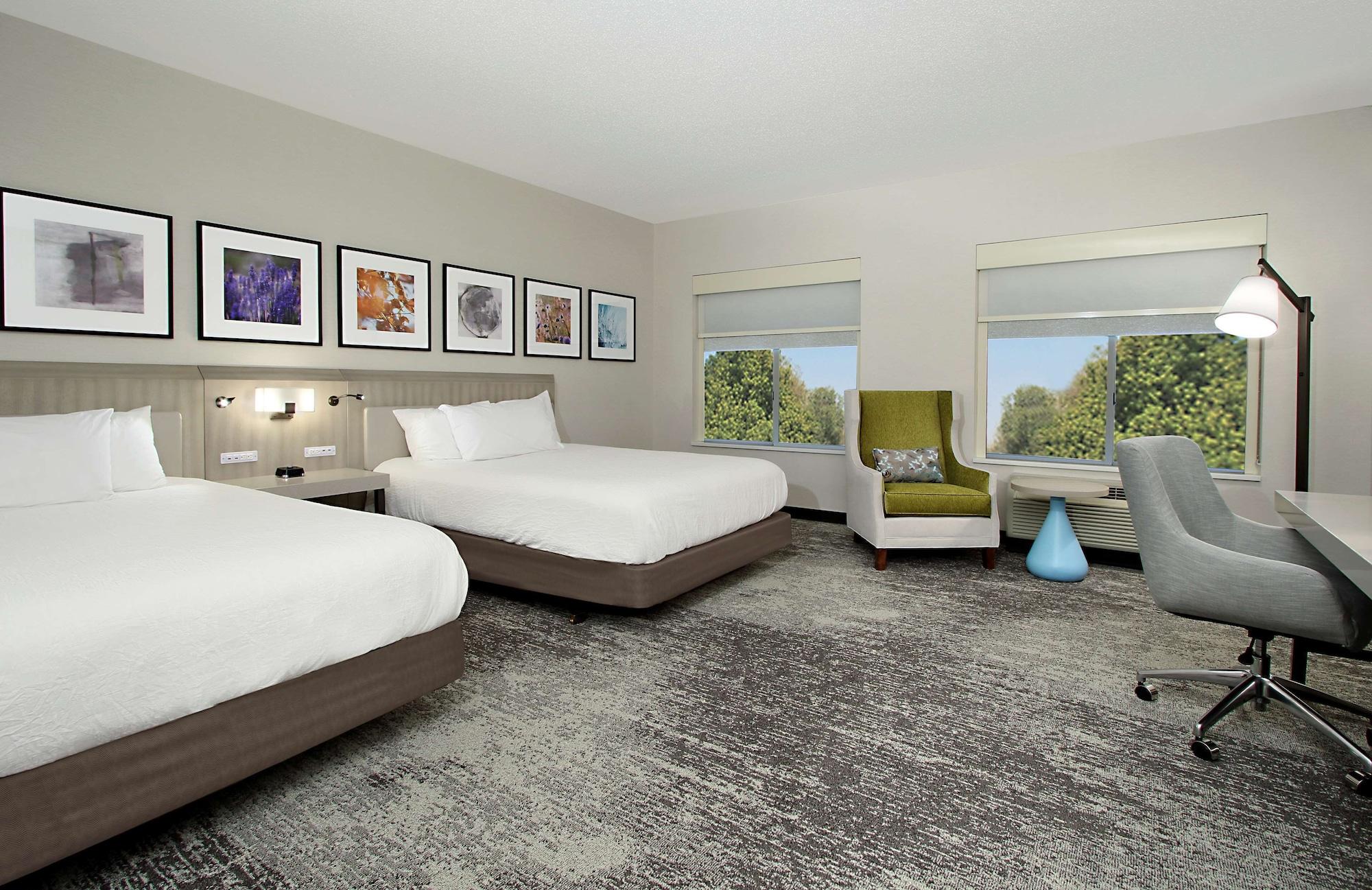 Hilton Garden Inn Columbus-University Area Exterior photo