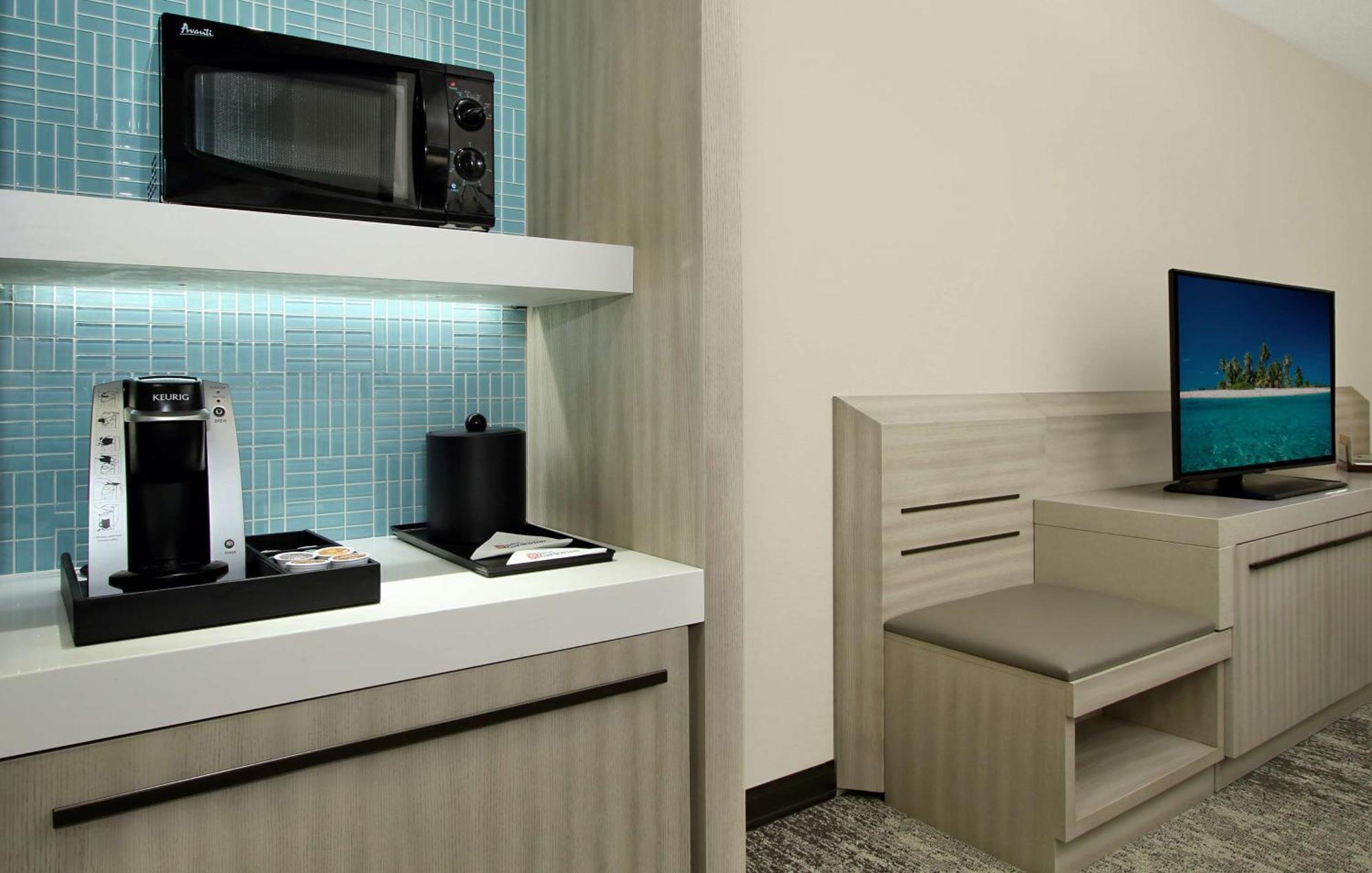 Hilton Garden Inn Columbus-University Area Exterior photo