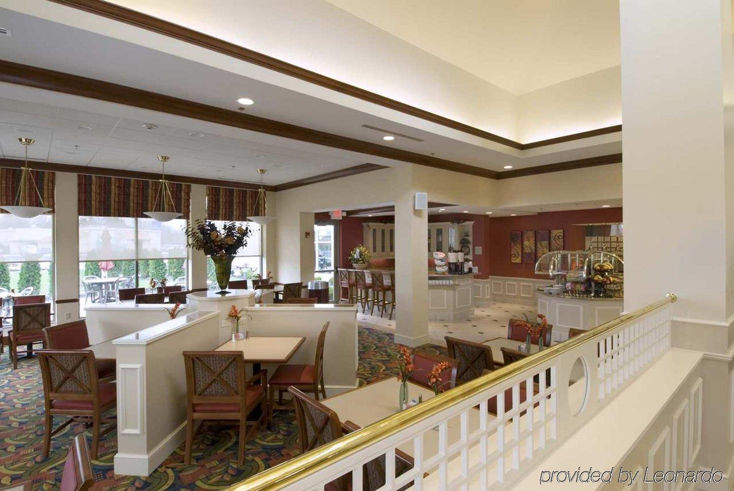 Hilton Garden Inn Columbus-University Area Restaurant photo